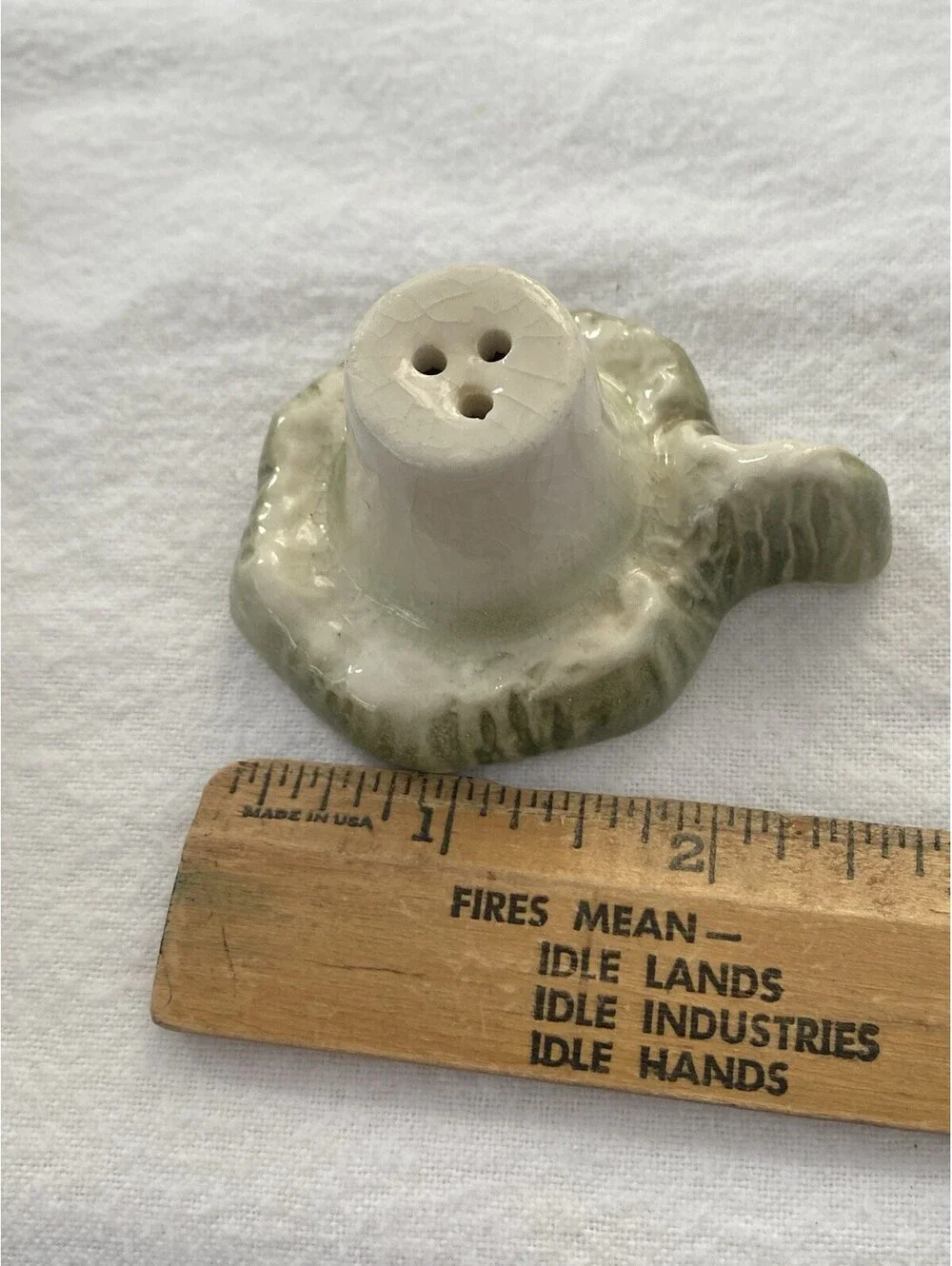 Vintage Golf Ball & TEE Pottery Ceramic Salt & Pepper Shakers